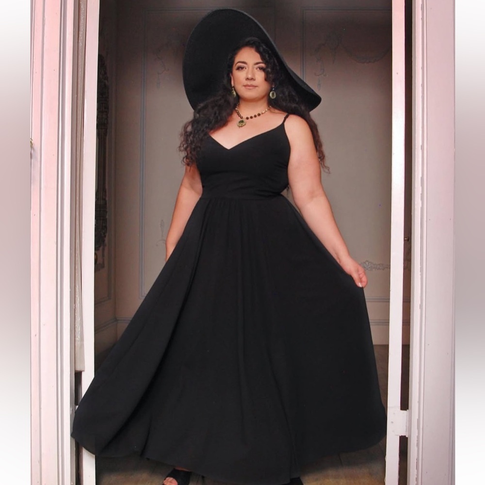 Amalie Maxi Dress - Pinup Girl Clothing